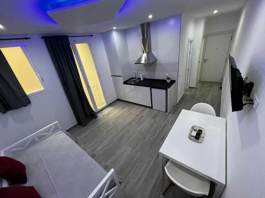 Acogedor Apartamento En Gran Via Madrid Ngoại thất bức ảnh